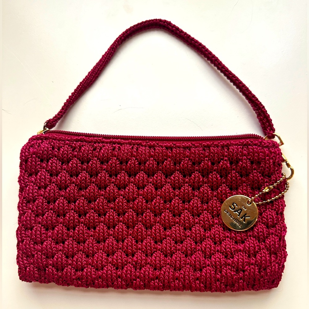 THE SAK CHRISTY CHROCHET WRISTLET GARNET RED
